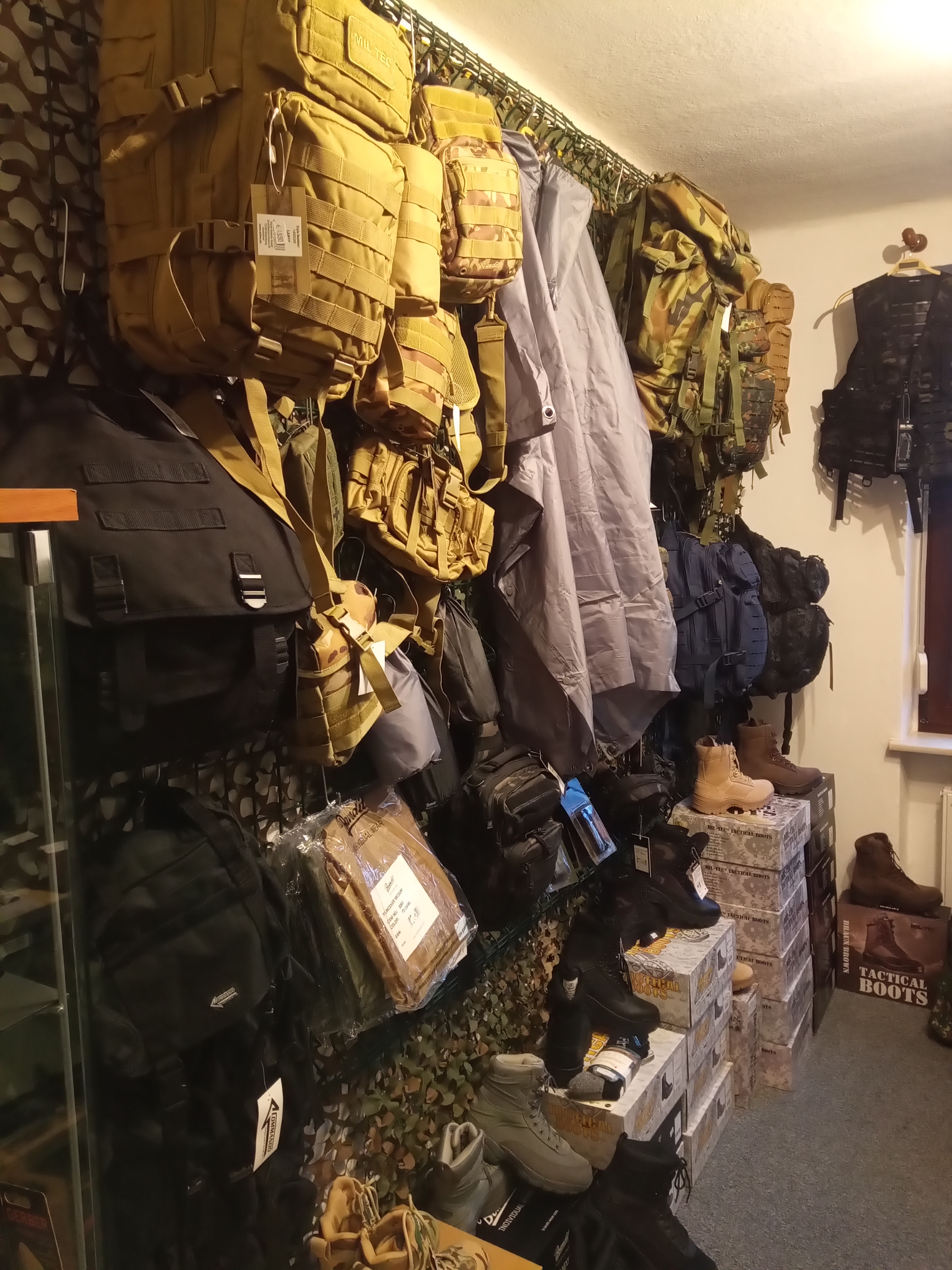 Laden_dohna-tactical-outdoor